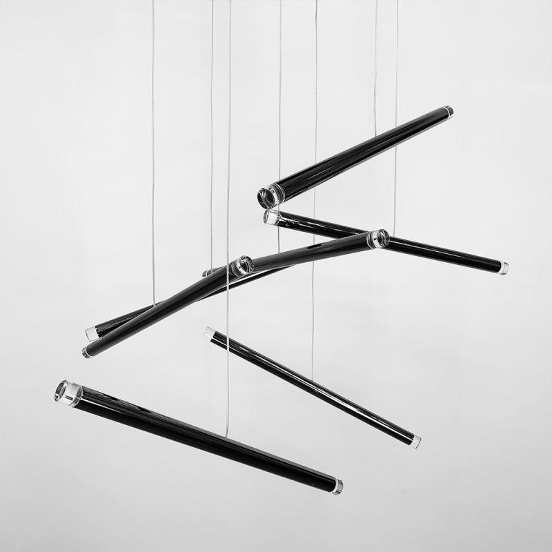 Каскадний світильник A-TUBE NANO у чорному корпусі