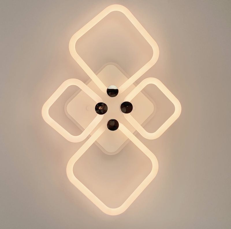 Світильник з LED кільцями, що розсіює світло на 360°