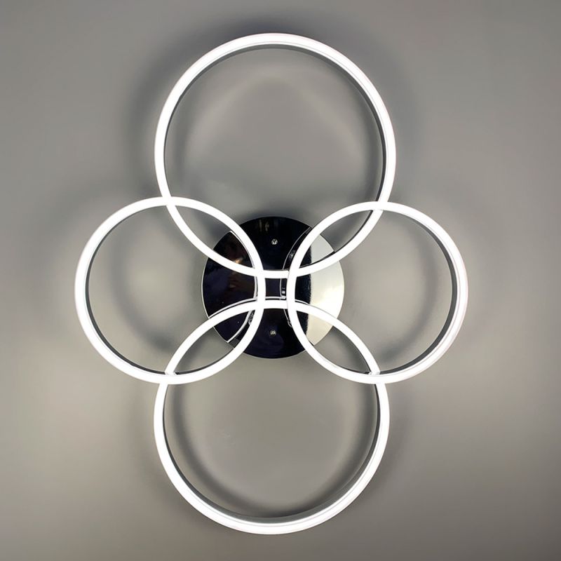 Стельова LED люстра Anelli в білому корпусі з хромом на 4 кільця