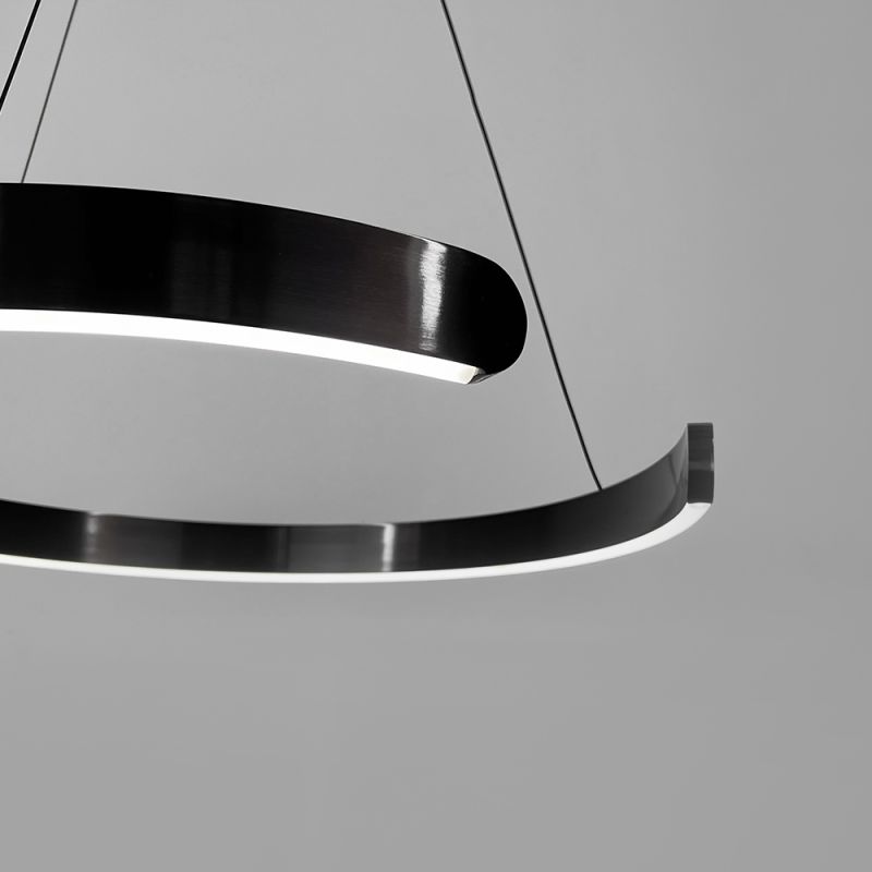 Сучасна кільцева люстра в чорному гляцевому каркасі Ø 60 см
