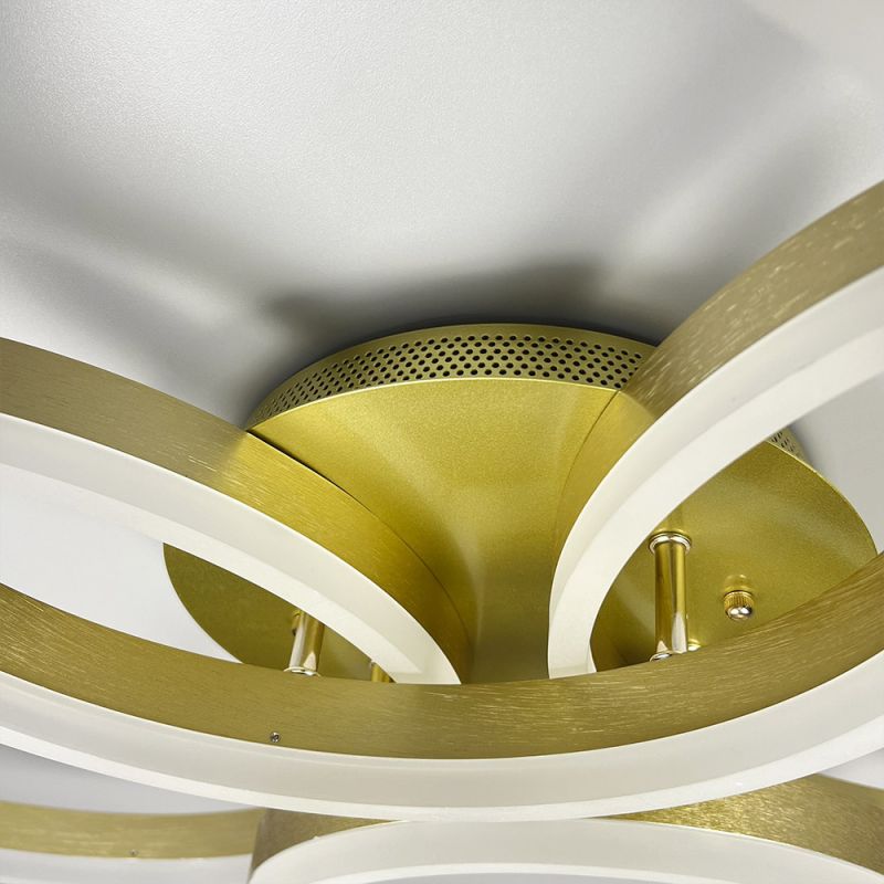 Золота стельова LED люстра Anelli на 4 кільця