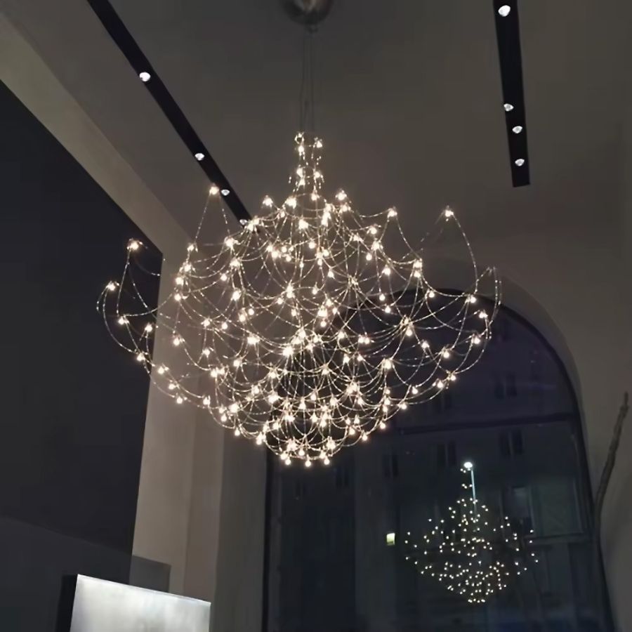 Дизайнерська невагома срібна Led люстра 