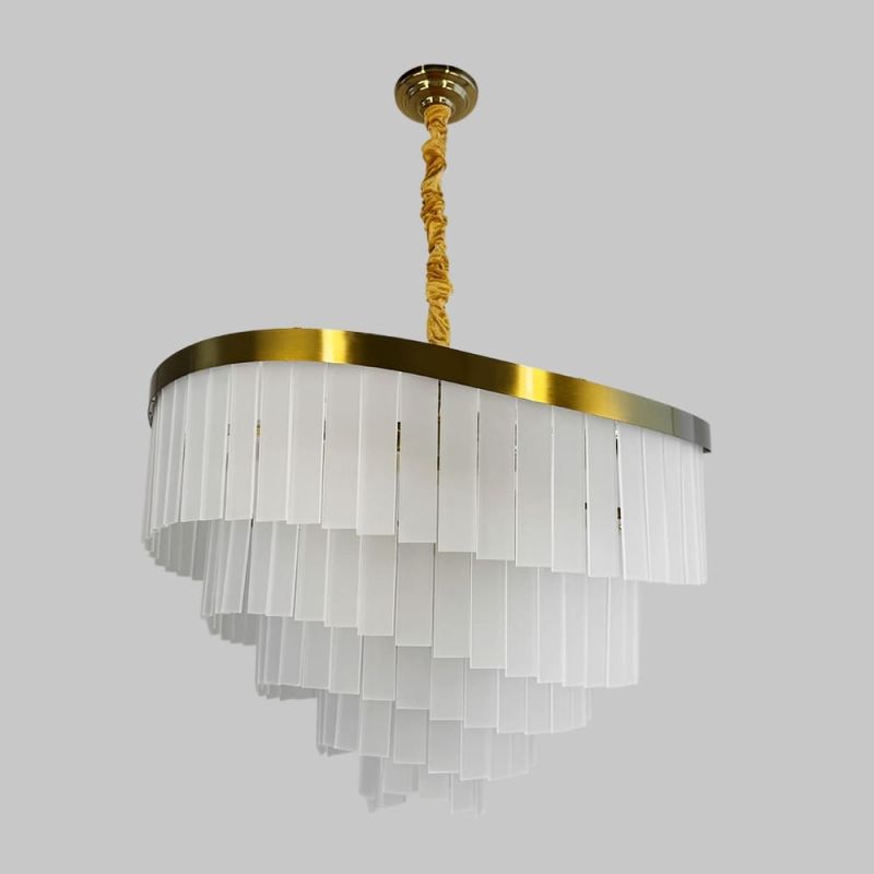 Ярусна латунна люстра з матовими видовженими пластинами Ø80х60 см 
