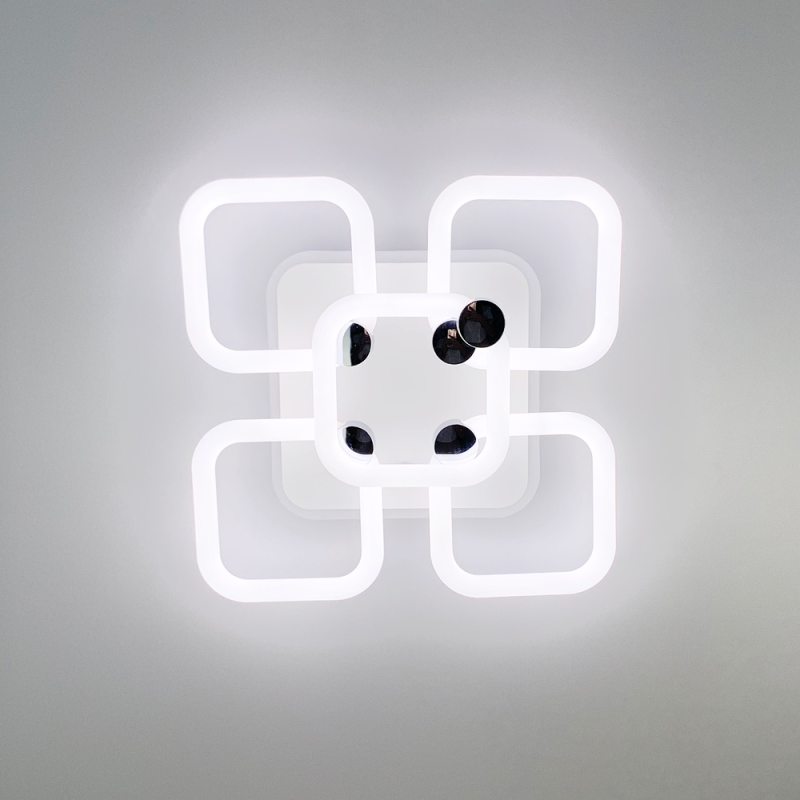 Люстра з квадратними LED кільцями, що розсіює світло на 360°