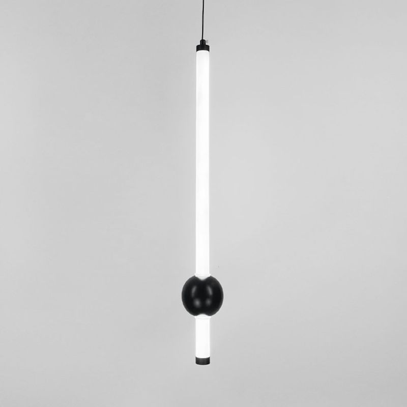 Led світильник у вертикальній формі 60 см із чорною кулькою