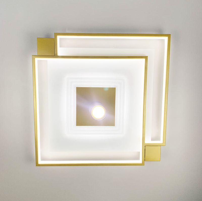 Стельова LED люстра квадратної форми