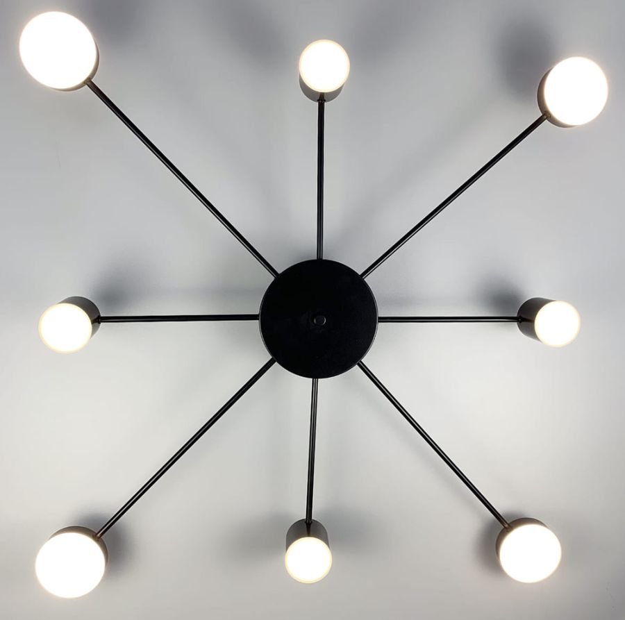 Стельовий LED світильник чорного кольору