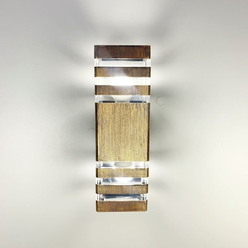 Вуличний настінний світильник на 2 лампочки