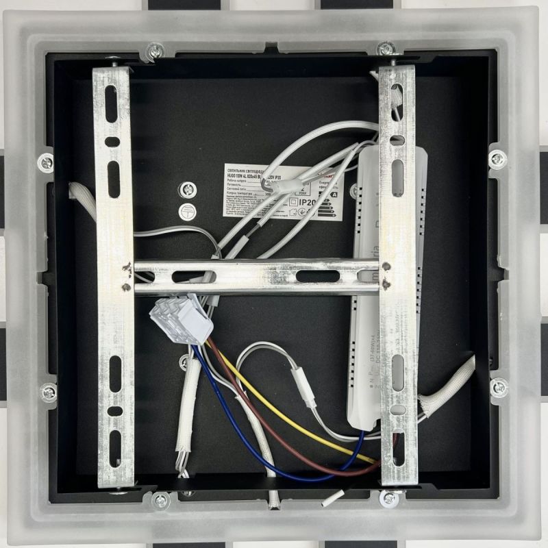 Люстра стельова світлодіодна з пультом HUGO 110W 4L BLACK