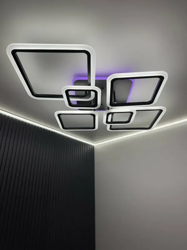 Люстра світлодіодна з пультом та додатком для телефону OVAL RGB 120W чорна
