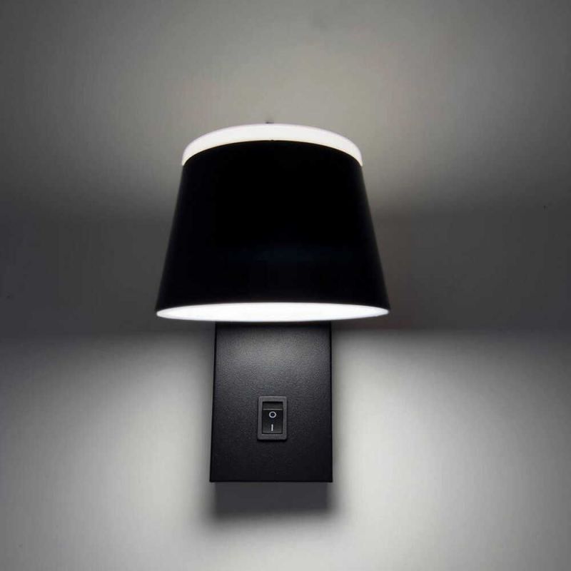 LED настінний світильник CROCUS-R 8W 4200K IP20 чорний з вимикачем на корпусі