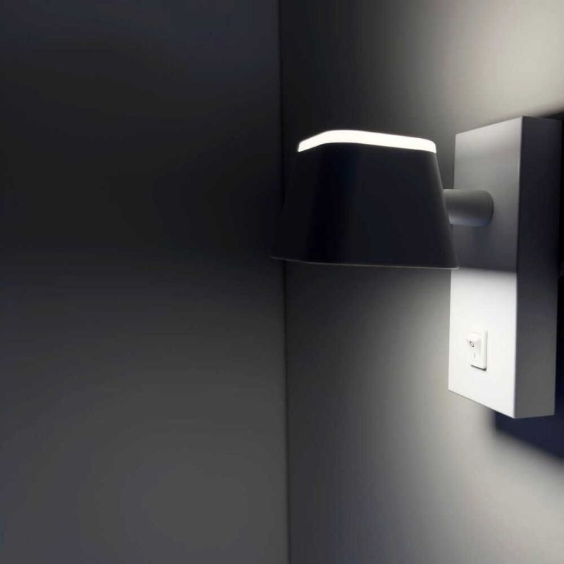 LED настінний світильник CROCUS-S 8W 4200K IP20 білий з вимикачем на корпусі